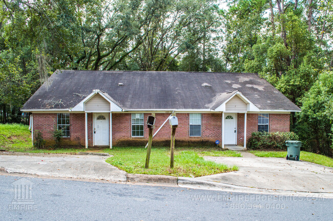 Spacious Central Townhome - Spacious Central Townhome