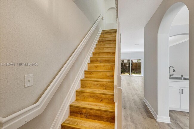 Photo - 15750 SW 92nd Ave
