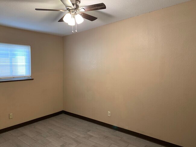 Photo - 226 Cherry St Unit 13