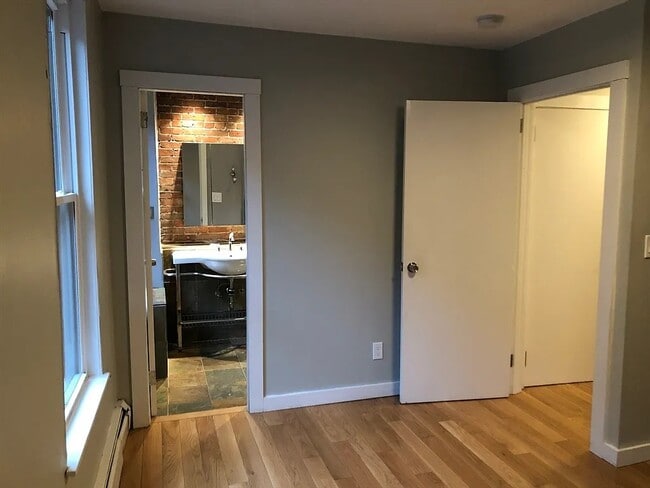 Photo - 24 Bradford St