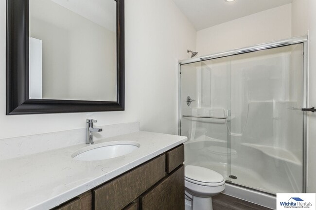 Photo - 3 bed, 2 bath duplex