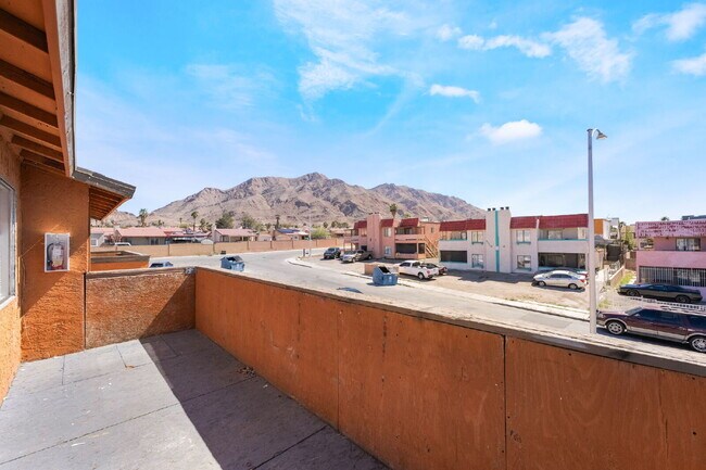 Photo - Practical 3-bedroom, 2-bath apartment