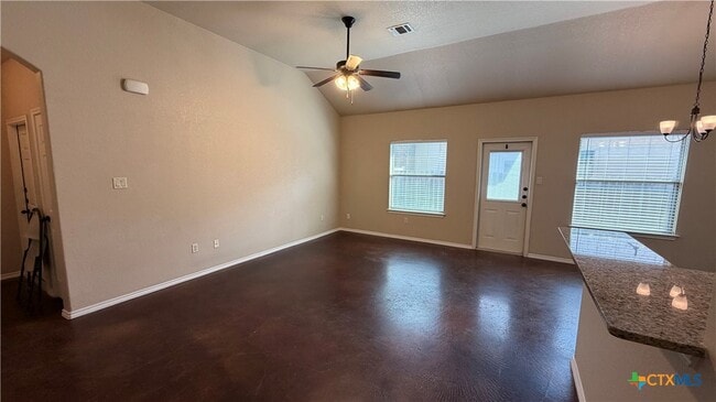Photo - 708 Saengerhalle Rd