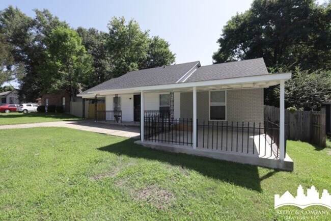 Photo - 4278 Mikewood Cove