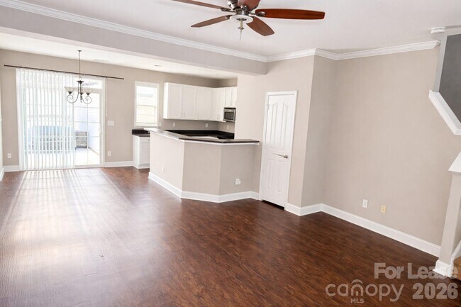 Photo - 116 Morning Mist Ln