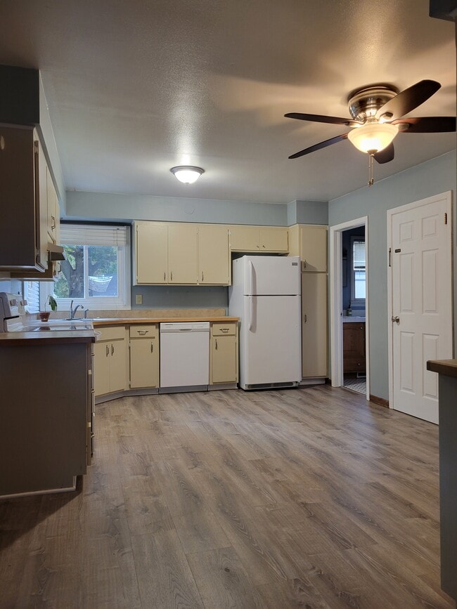 Photo - 213 S Webster St Unidad 213 S Webster Street