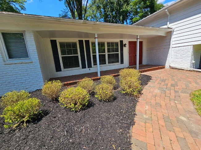 Photo - Private 4 Bedroom Home on 0.75 Acres with Great Room Fireplace, Wet Bar & 3-Season Room, 2 Car At...