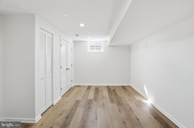 Photo - 36 Mapledale Ave