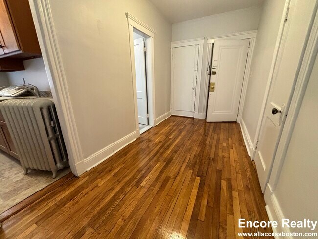 Photo - 1450 Commonwealth Ave Unit #25