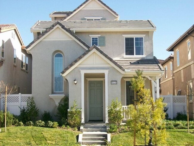 Building Photo - Beautiful Harveston Home with 4 Bedrooms plus Third Floor Loft