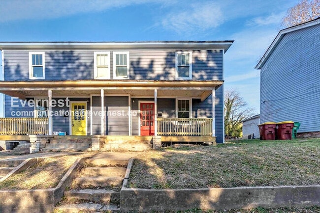 Building Photo - 115 Pine St