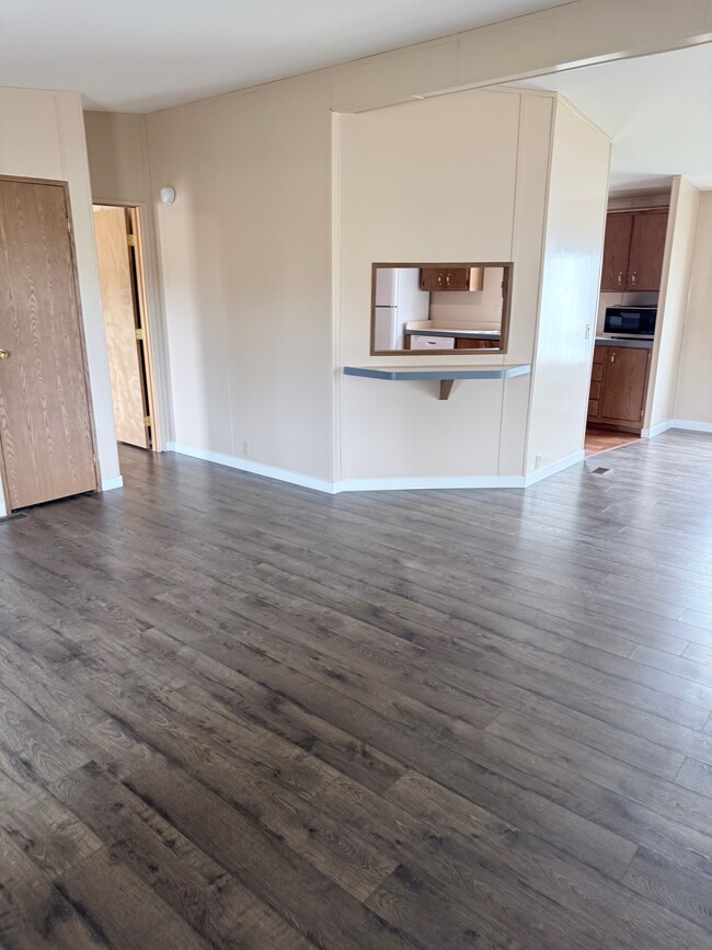 Photo - 551 Vic's Ln