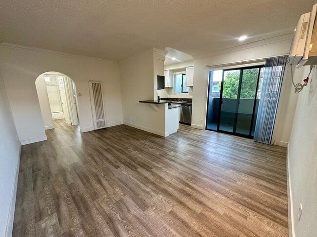 Photo - 12236 Pacific Ave Unit 06