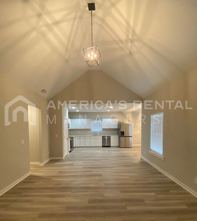 Photo - MOVE IN SPECIAL!!! - Home for Rent in Jasper, AL…. Available to View Now!!! Sign an 18-month leas...