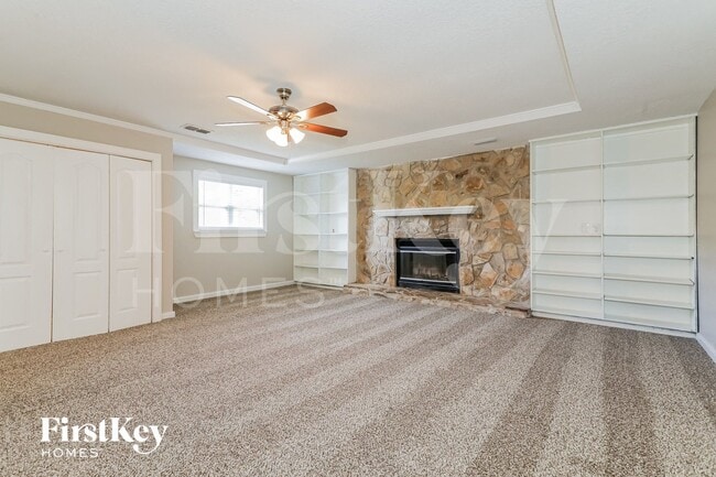 Photo - 5323 Thoroughbred Blvd