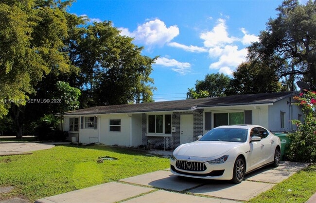 Photo - 1396 NE 117th St