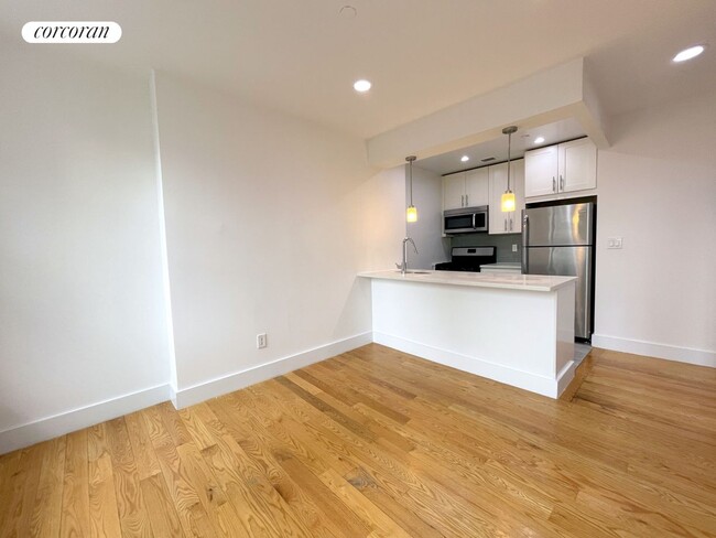 Photo - 28 W 132nd St Apartamento