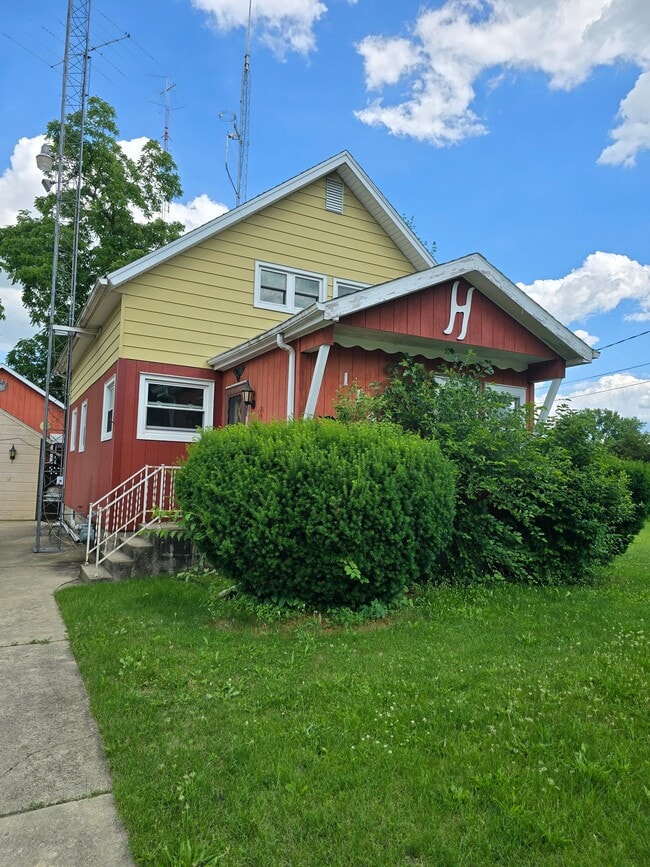 Building Photo - 1141 Bittel St