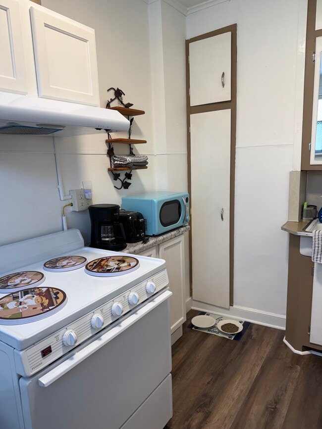 Photo - 544 S 1st Ave Unit 2