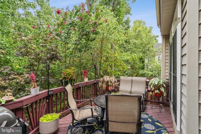 Photo - 6667 Debra Lu Way