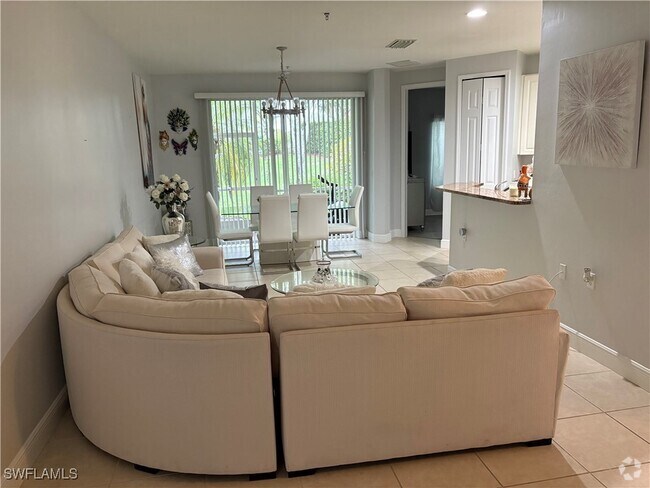 Building Photo - 1380 Sweetwater Cove Unit 103 Rental