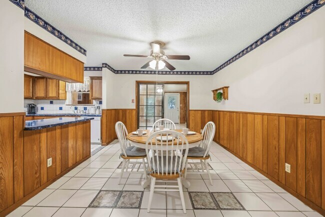 Photo - 2210 County Rd 769B