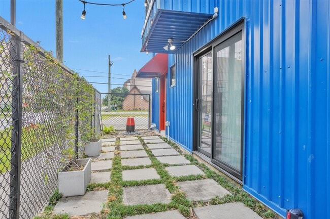 Photo - 5105 Lillian St