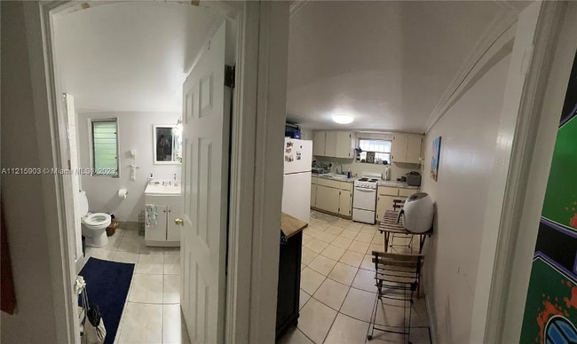 Photo - 2430 SW 25th Ter