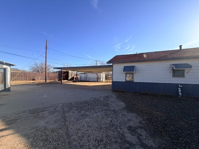 Photo - "Charming 2-Bedroom Retreat with Spacious 1411 sq. ft. Layout on Baylor Street, Lubbock!"