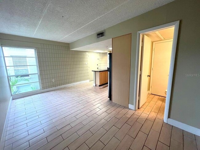 Photo - 2424 W Tampa Bay Blvd Unit A204