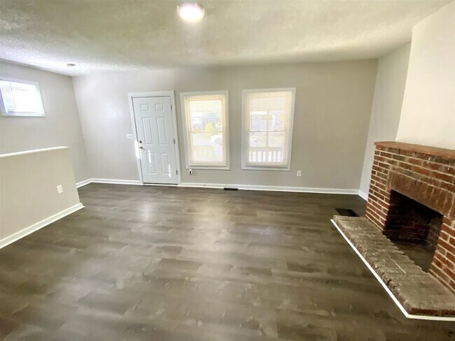 Photo - 29 Summer Hill Ave