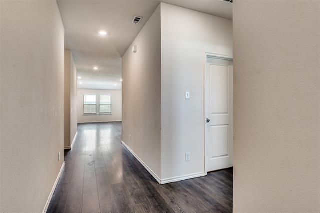 Photo - 208 Cultivator Ct