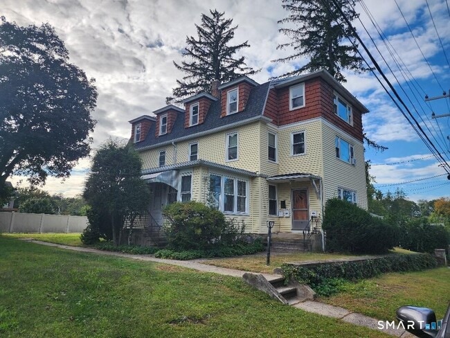 Building Photo - 44 Bamford Ave