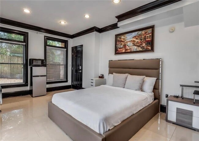 Photo - 2846 Piedmont Rd NE