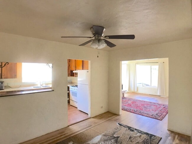 Building Photo - Fiesta Unit A