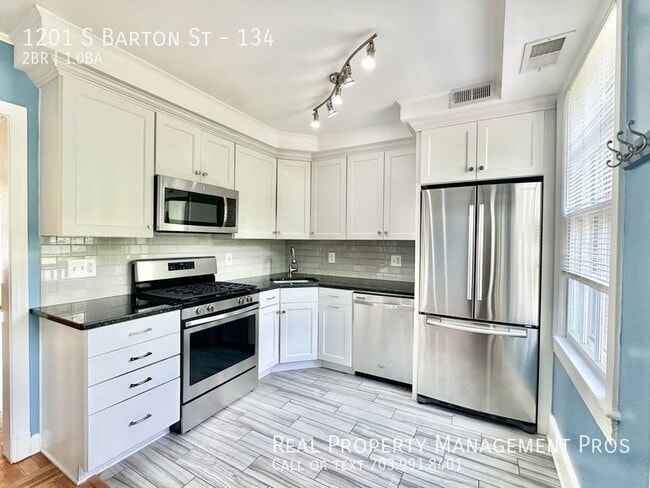 Photo - 1201 S Barton St