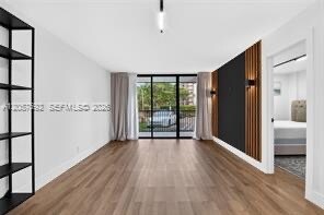 3301 N Country Club Dr