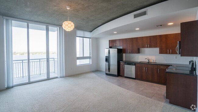 Building Photo - 300 S Australian Ave Unit 708 Rental