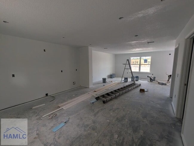 Photo - 20-B1 Frasier Ln SW