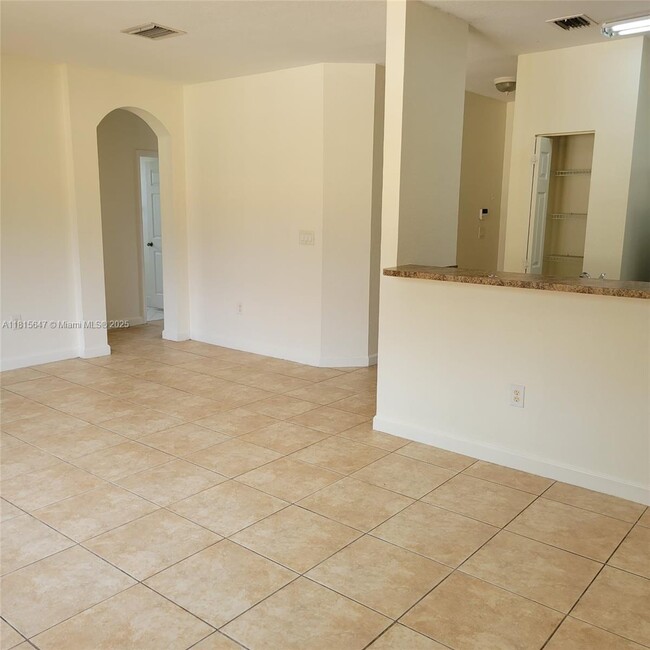 Photo - 1480 NE 33rd Ave Unit 210