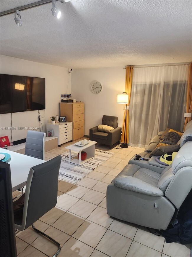 Photo - 2498 SW 17th Ave Unit 4209