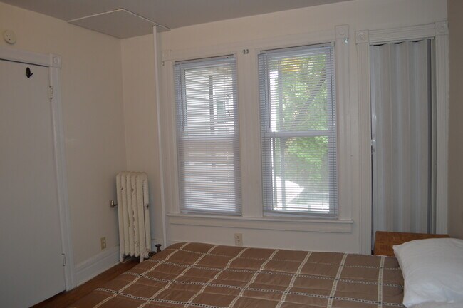 Photo - 105-107 N Quarry St Unidad 107-2