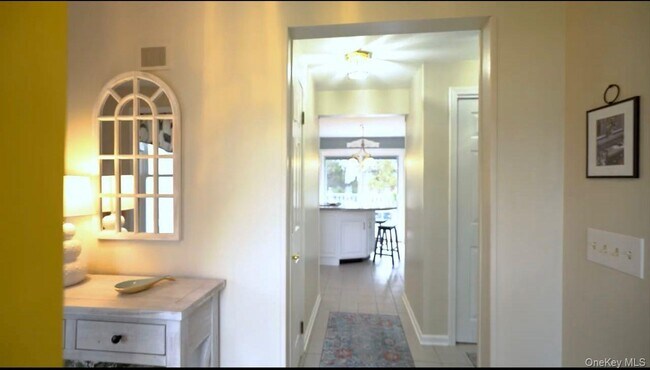 Photo - 1 Shadow Vale Dr