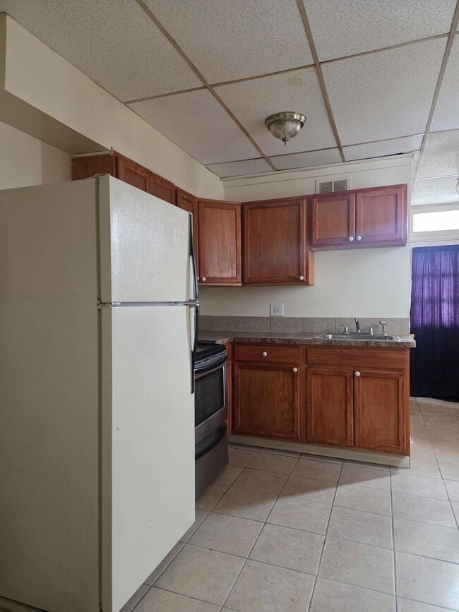 Photo - 654 Chestnut St Unit 654 CHESTNUT STREET 1FL.