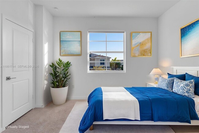 Photo - 540 NE 5th Ter