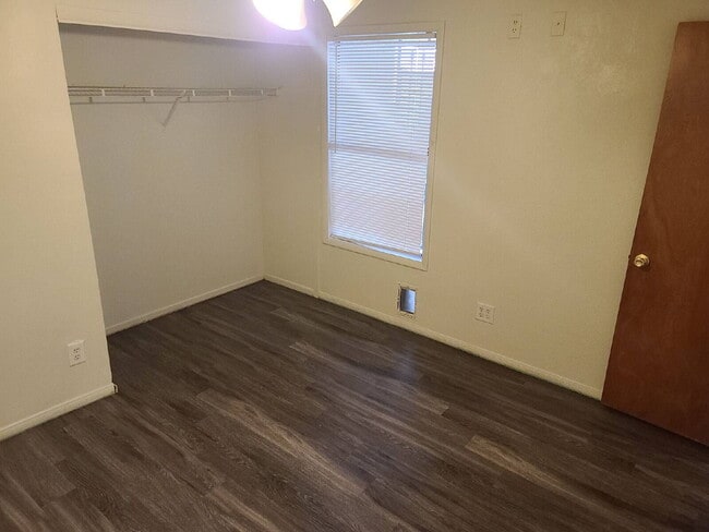 Photo - "Charming 2-Bedroom Oasis with Cozy Fireplace on Caracas Dr!"
