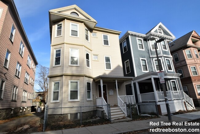 Photo - 93 Hillside St Unit 1