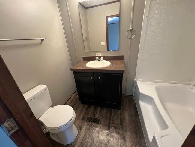 Photo - 40 Locust St