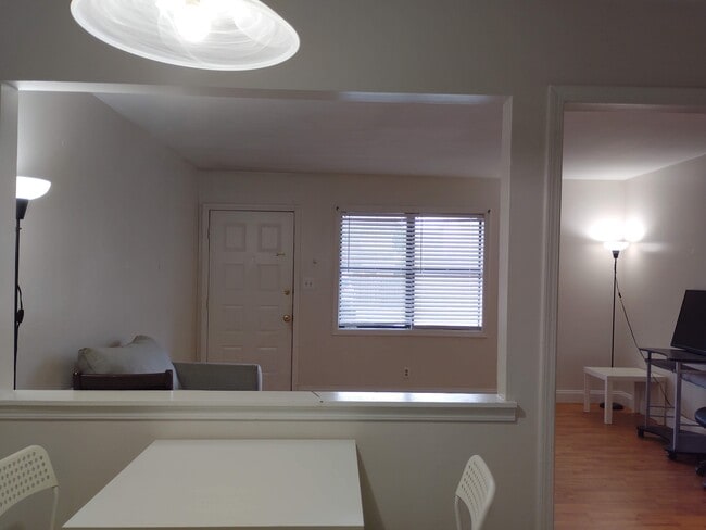 Photo - 755 Burcale Rd Unidad F1