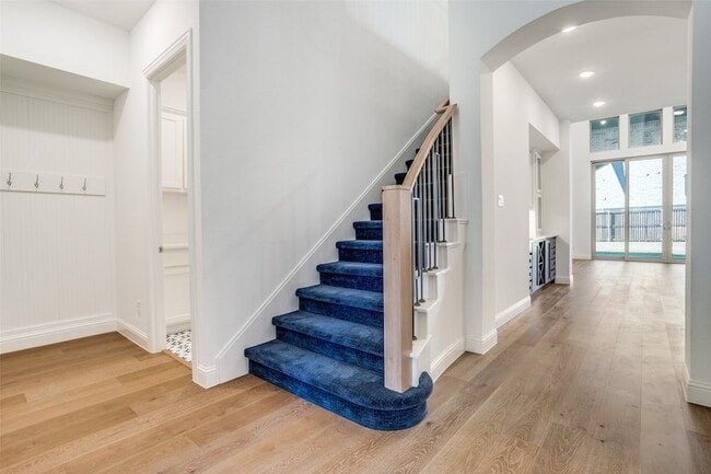 Photo - 3503 Foxhall St